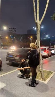 【黑桃KK】酒吧陪酒小妹车内黑丝虐 bf47129