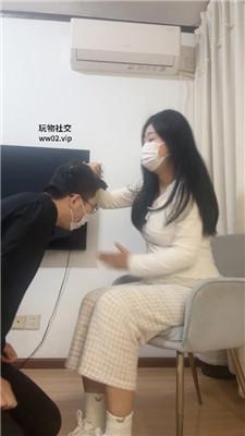 【桃桃樱】伺候沐足/裸足蹂躏/小白鞋白袜虐 JS241119-25