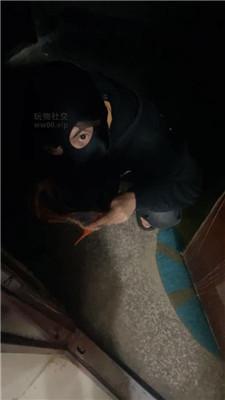 【红颜】高跟踩虐暴打扫楼贱奴 JS241202-34