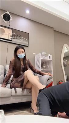 【婉婉大魔王】清理高跟肉丝jio/插嘴 JS241210-3