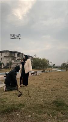 【黛樱】户外公园公开遛狗-全是路人【双视角版】 bf48266