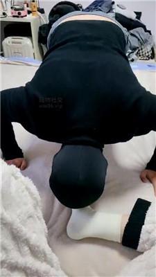 【小羊咩咩】白袜脚蹂躏家奴 JS241230-21