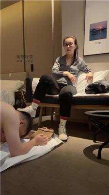 【金融女主】强迫舔脏鞋底/棉袜玉足气味辱 bf49179