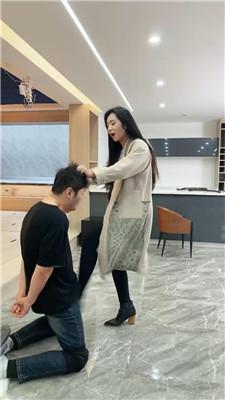 【麋鹿银儿】新素人系列3-踩头脸/坐头骑马 bf49279