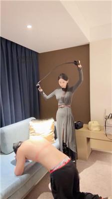 【沅芷大人】高跟皮靴踩脖/鞭打虐乳 JS250112-59