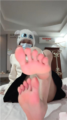 【娜娜米】灯倒计时、灵活粉嫩玉足    250212-9