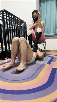 【南月女神】长靴踩踏重度鞭打 bf51122