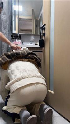 【南月女神】家奴伺候就寝 JS250308-21