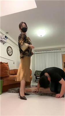 【辣姐】胯下羞辱-超强深喉 JS250309-18