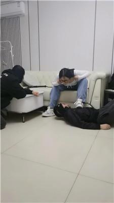 【乔伊】兄弟奴狂舔脏鞋【双视角版】 bf51391