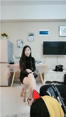 【吟雪】原味玉足狂舔 JS250329-12