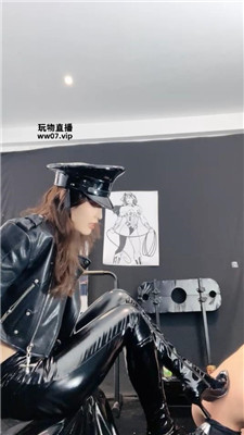 【倪小主】狗舌涂鞋油强制舔-闻白袜-滴蜡 JS250411-14