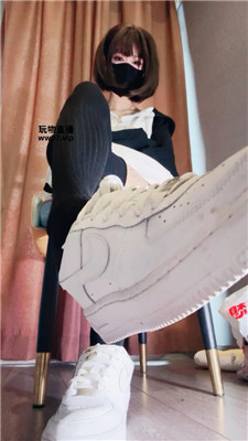 【奶味小仙女】酸臭黑棉袜    250429-16