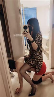 【米小糖】骑马狗爬-镜前羞辱 JS250523-29