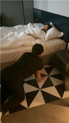 【普西】伺候主子起床约会 JS250603-13