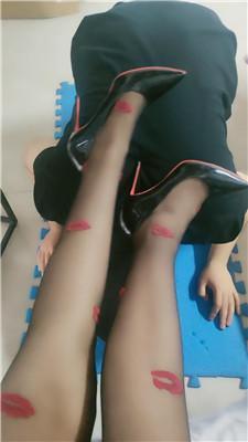 【丝宫主】高跟黑丝脚恋足舔 JS250607-2