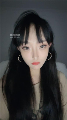 【酥麻麻】模拟视频通话绿帽辱妻    250619-25