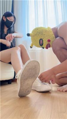 【林兮】清理素人S-脏小白鞋白袜 JS250727-51