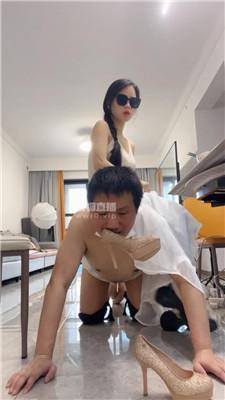 【南月女神】物化家具奴-嘴叼鞋-sp JS250806-5