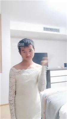 【芝芝女王】藤条威胁cd变装奴 JS250904-6