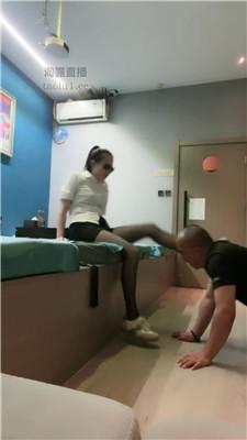 【西北傻子】花钱做按摩技师的奴 JS250908-30