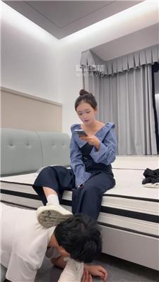 【冰山】脏鞋白袜蹂躏小奶狗【双视角版】 bf57538