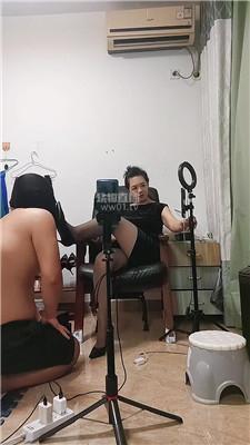 【三亚小归宿】寂寞少妇的脚下奴 JS251010-15