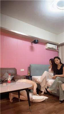 【沐沐】双S-纹身小妹的脚下奴【双视角版】 JS251011-21