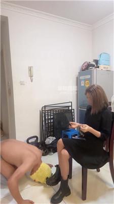 【蜜糖情侣】物化烟灰缸-强迫舔鞋底 JS251027-20