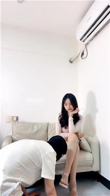 【香芋朱朱】电击虐乳-纹身小妹胯下辱 bf59764