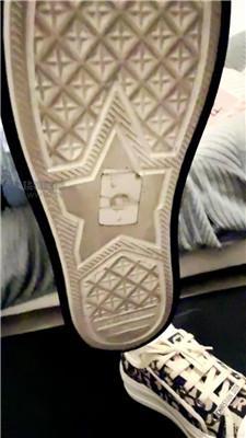 【深圳卡卡】滴蜡踩踏-超脏白袜气味辱 JS251216-17