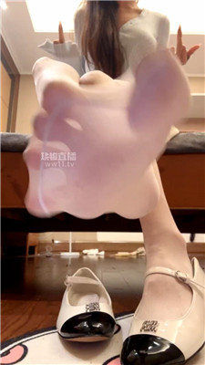 【璐璐】白丝羞辱    251219-14