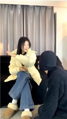 【女生也能很暴力】白袜气味辱-狠抽耳光踩踏 bf60044