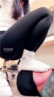 【妮蔻】强制白袜深喉插吐 JS251231-24