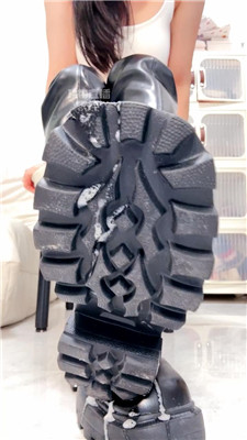 【妮蔻】长靴裸足炸J    260119-23