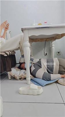 【是樱樱呀】母畜-桌底-脏鞋踩 JS260229-10