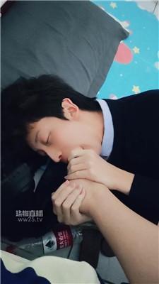 【颖S】白袜玉足狂舔场 JS260309-40