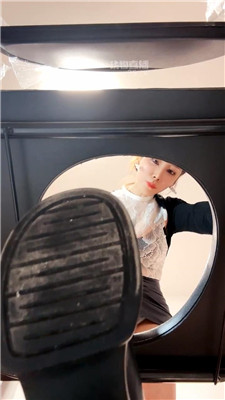 【喵酱紫】裸足圣水马桶视角    260308-14