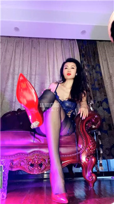 【瑞婷】羞辱绿帽废物老公    260313-22