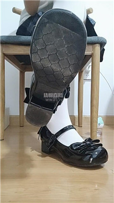 【佳怡】指导短小处男伺候妓女 260516-37